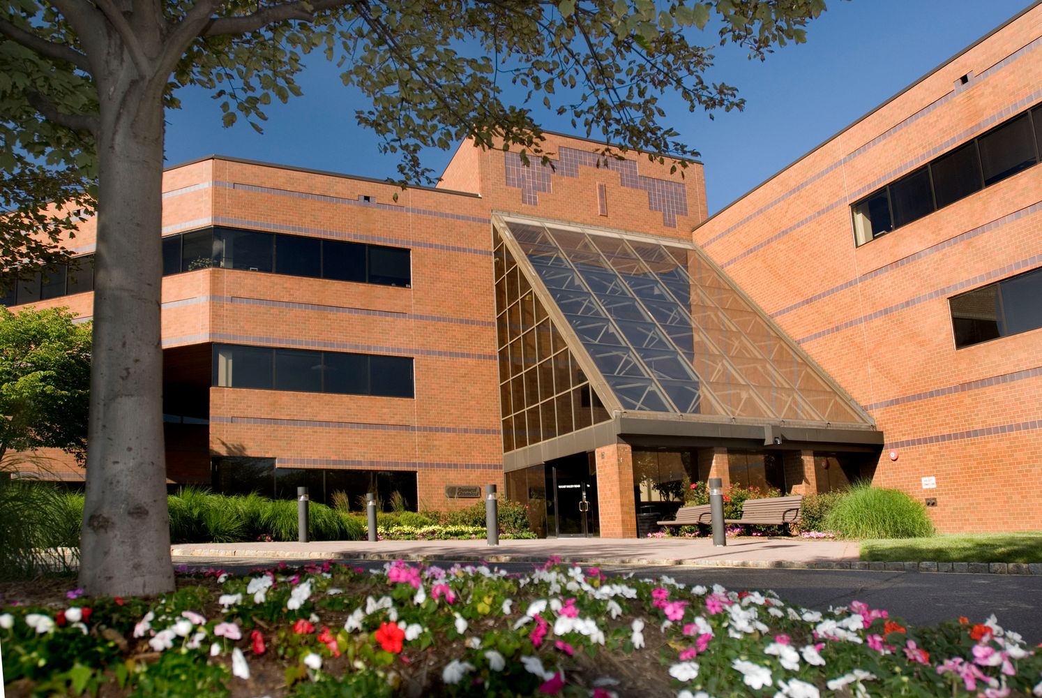 Halsey Corporate Center: 90 E Halsey Rd, Parsippany, NJ 07054
